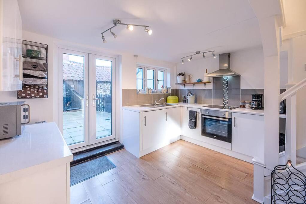 Button Cottage, Wickham Market מראה חיצוני תמונה
